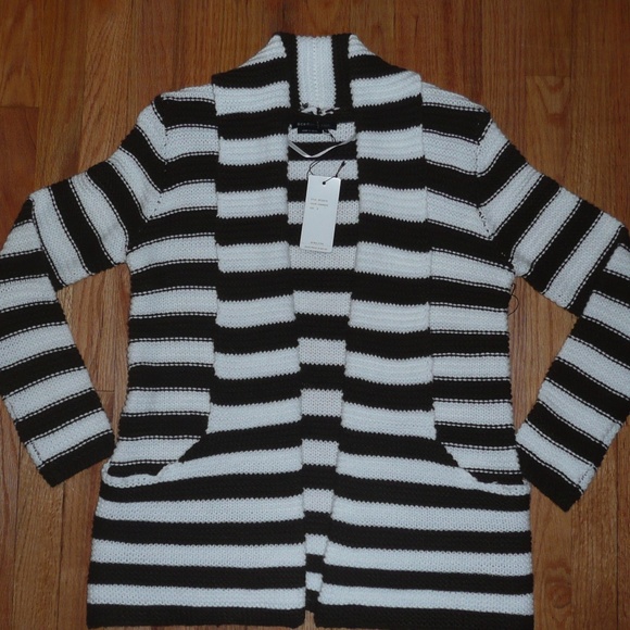 NWT BCBG Maxazria Super Soft Chai/WHT Lg Knit Striped Beach Cardigan Small - Picture 4 of 10